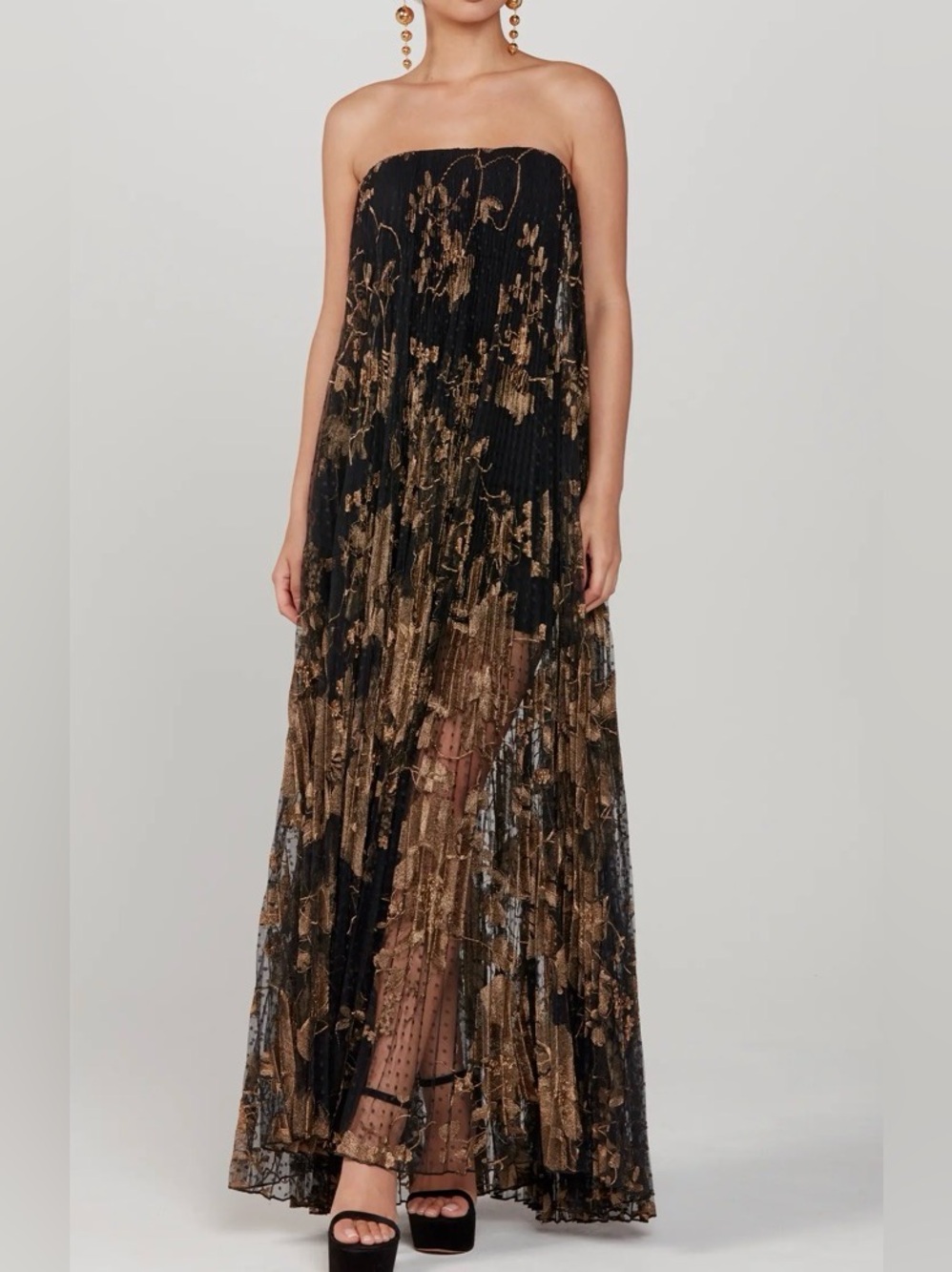 Helsi Delphine Strapless Pleated Sheer Lace Maxi Dress
Black & Gold Size XS NWT - Picture 3 of 9